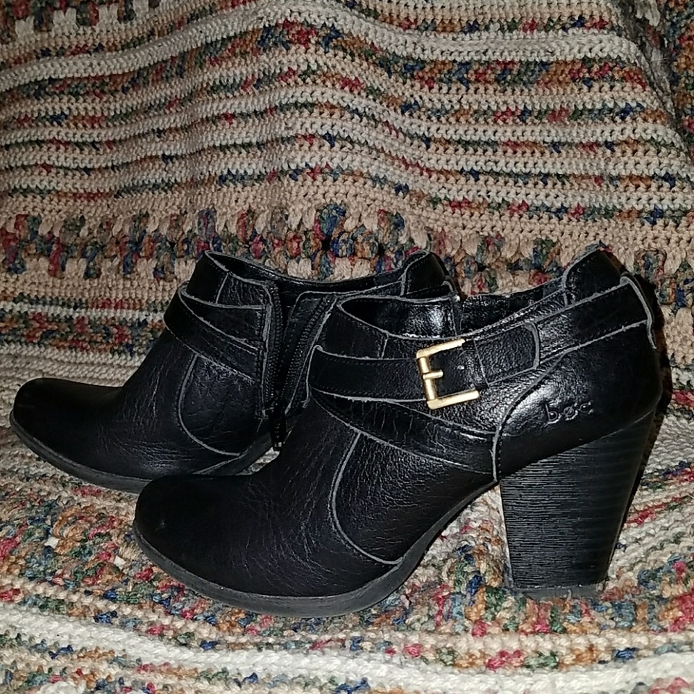 Born Black Boots nes